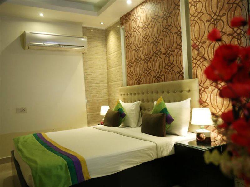 Hotel B Continental Delhi  Luaran gambar