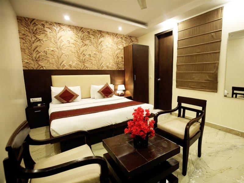 Hotel B Continental Delhi  Luaran gambar