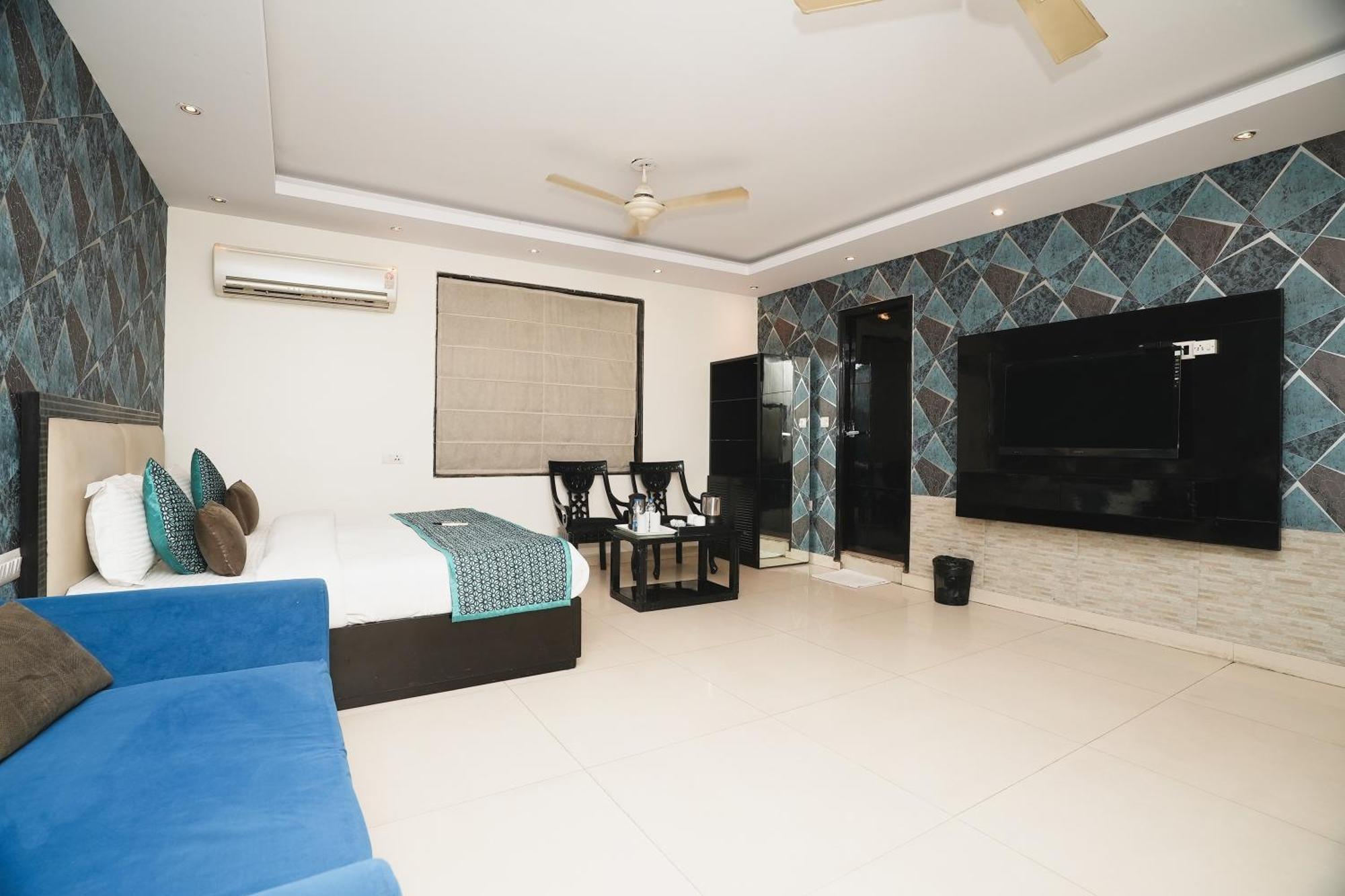 Hotel B Continental Delhi  Luaran gambar