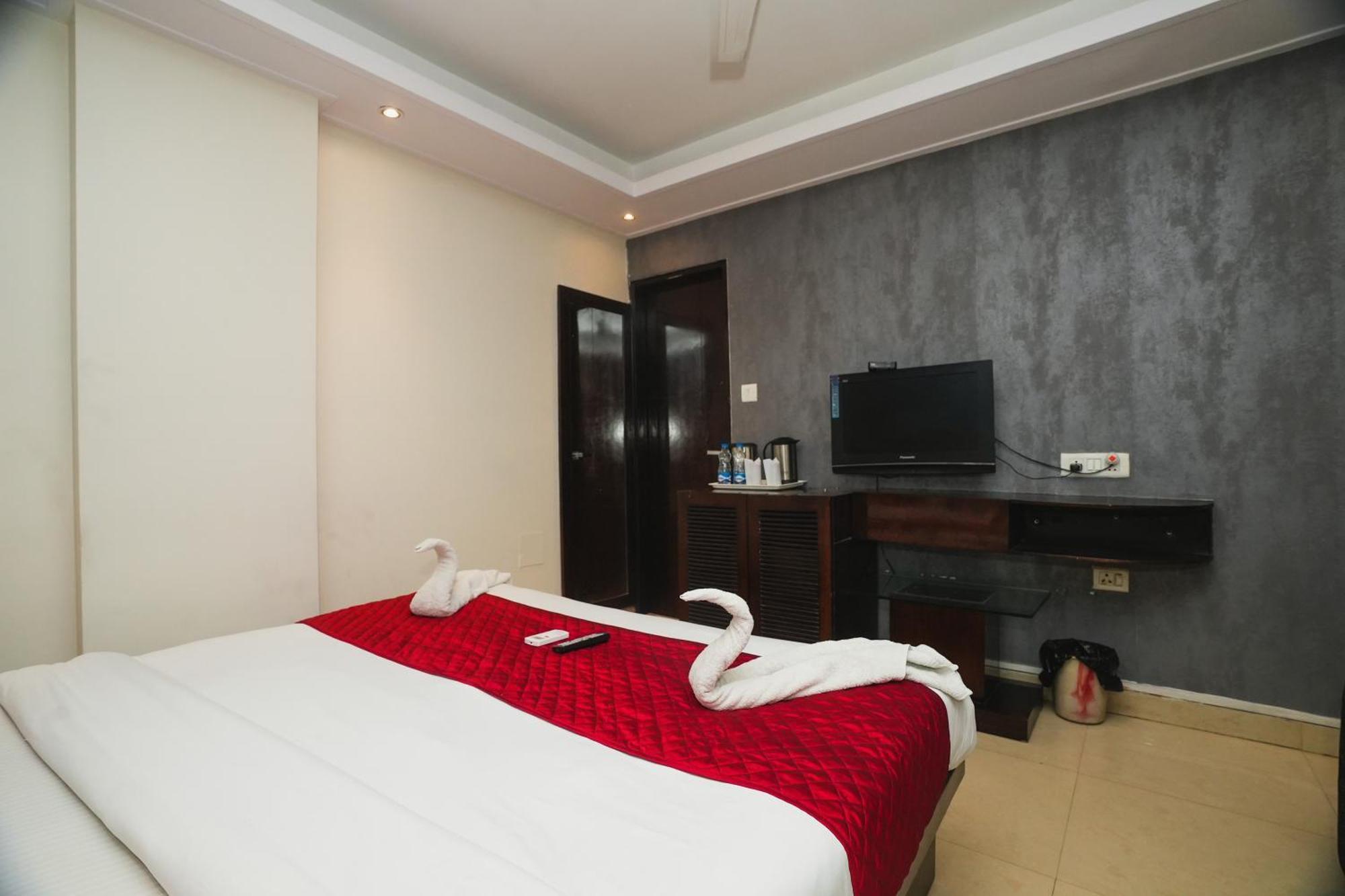 Hotel B Continental Delhi  Luaran gambar