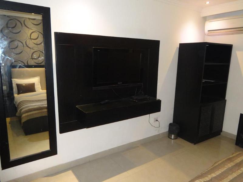 Hotel B Continental Delhi  Luaran gambar